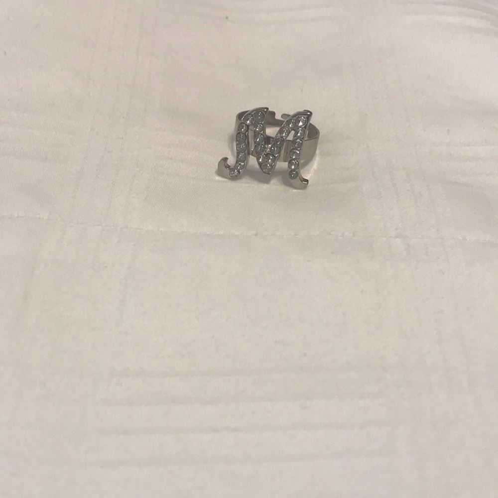 “M” ring